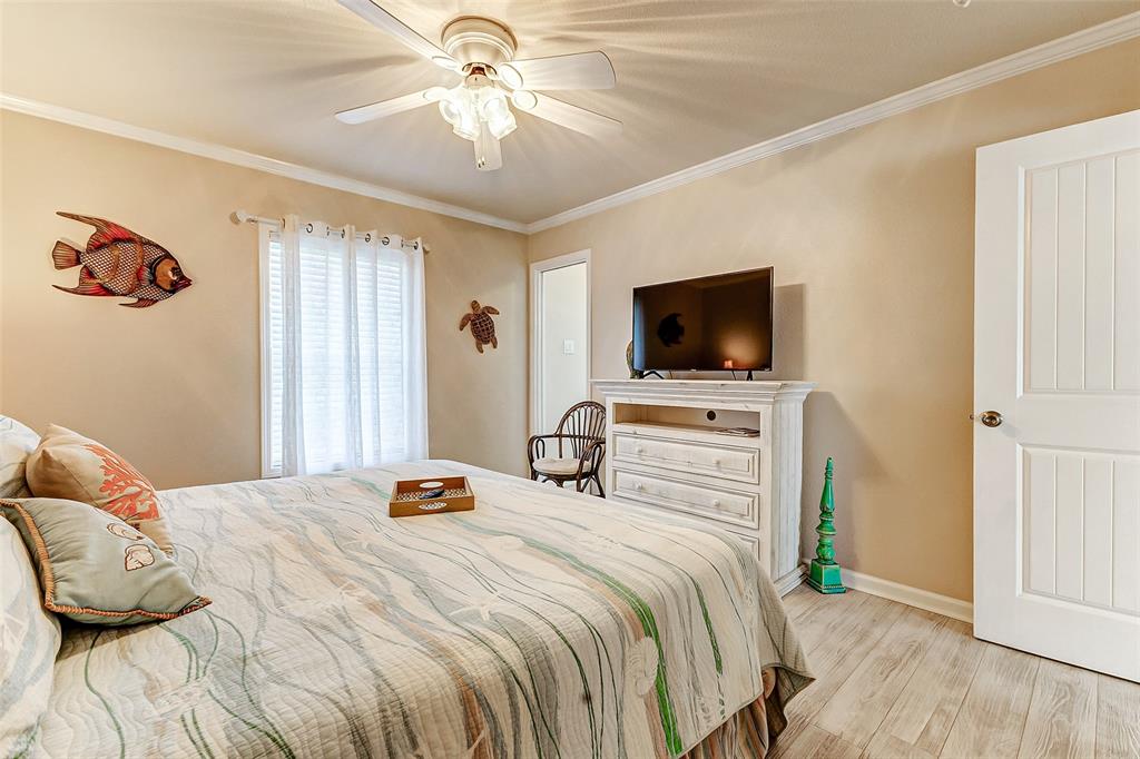 965 Mary Lynn, Crystal Beach, Texas image 38