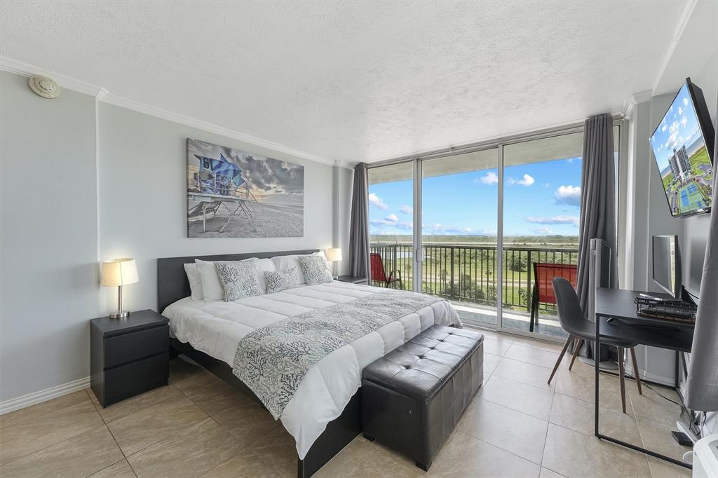 415 E Beach Drive #701-702, Galveston, Texas image 15
