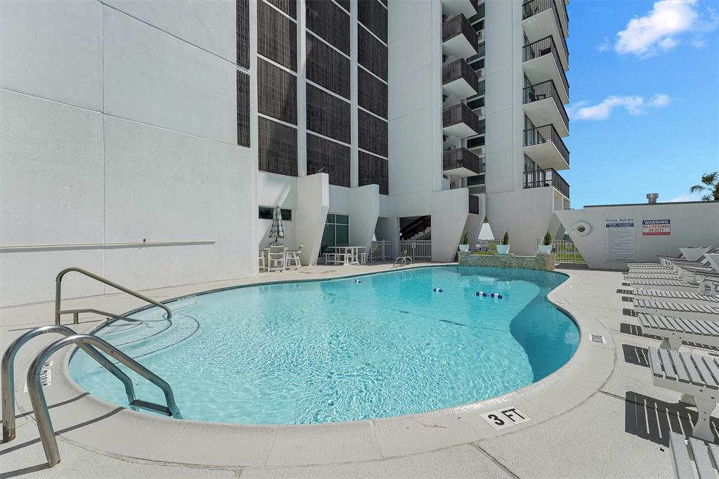 415 E Beach Drive 701-702
