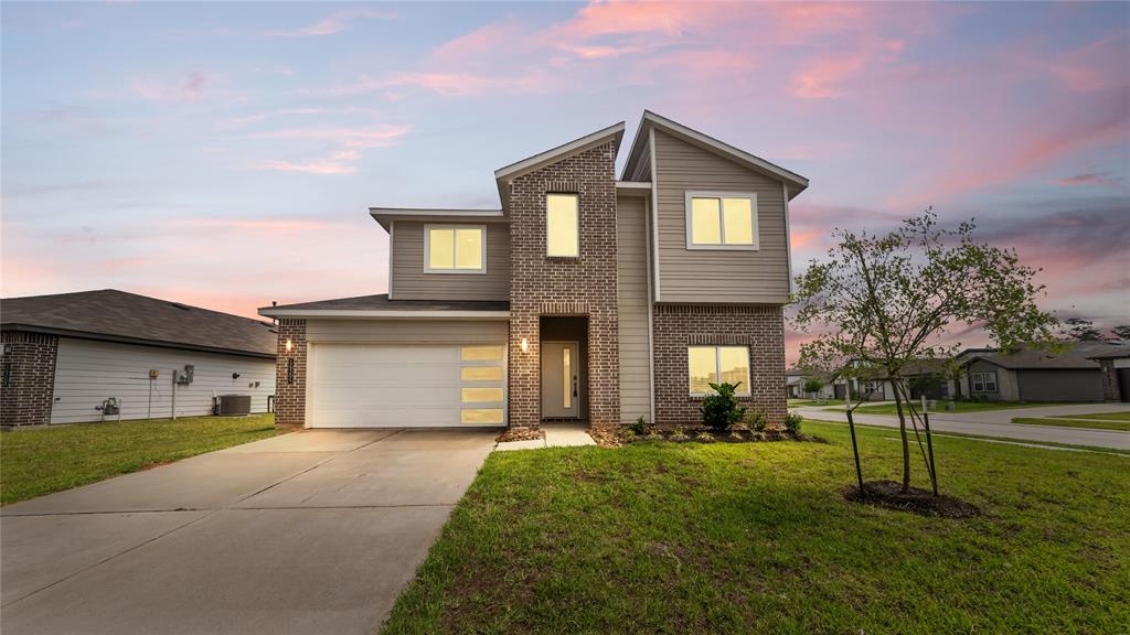14304 Sweet Meadow Trail, Conroe, Texas image 1