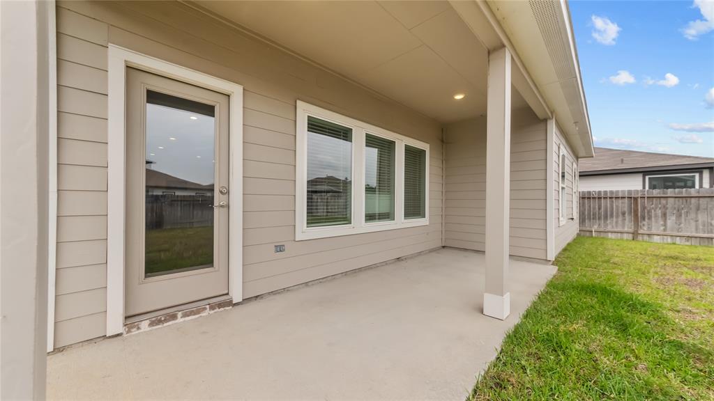 14304 Sweet Meadow Trail, Conroe, Texas image 31