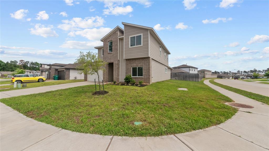 14304 Sweet Meadow Trail, Conroe, Texas image 2
