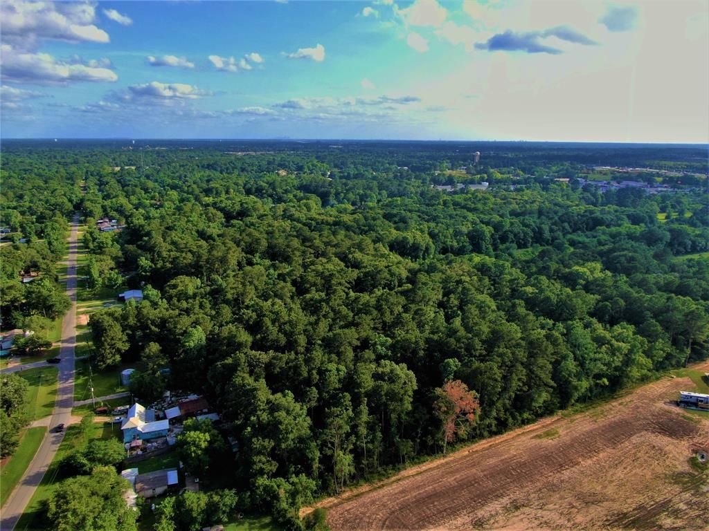 Photo of 12 Glendale Road, Porter, TX 77365 (MLS # 58285323)