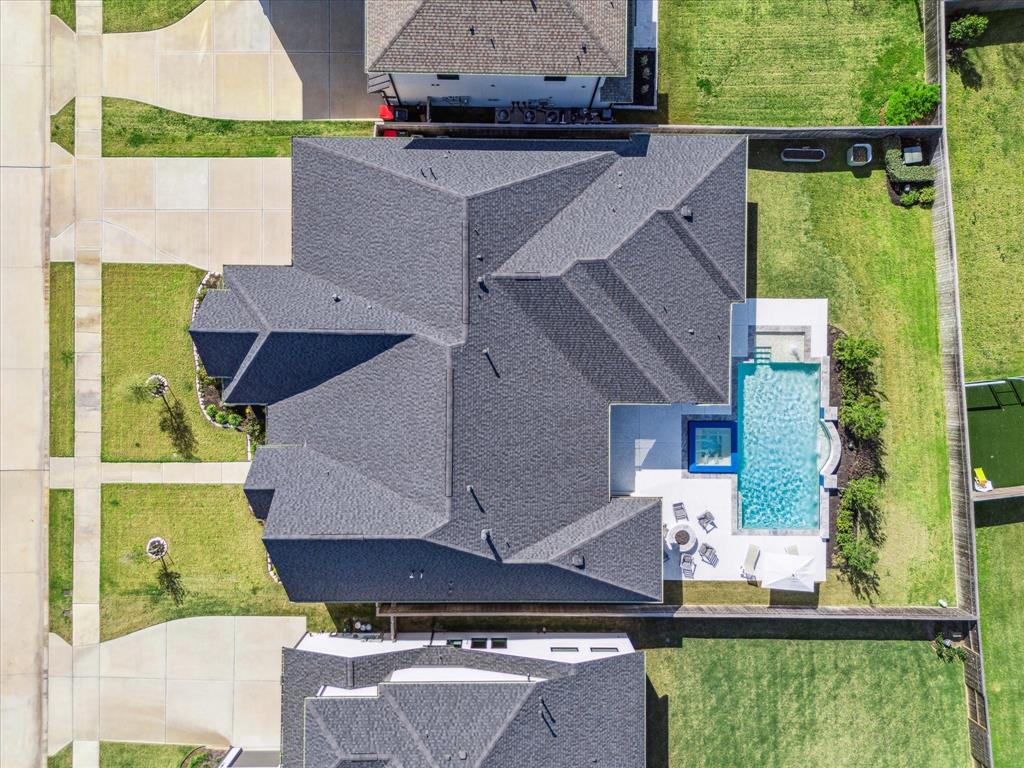 10135 Regatta Shore Drive, Missouri City, Texas image 38