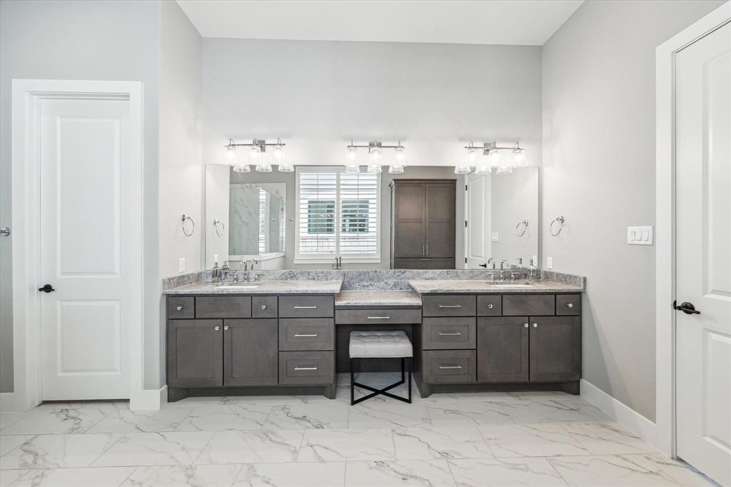 10135 Regatta Shore Drive, Missouri City, Texas image 18