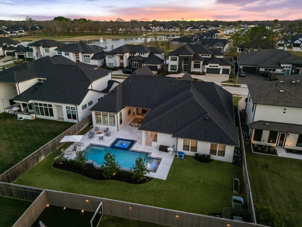 10135 Regatta Shore Drive, Missouri City, Texas image 29