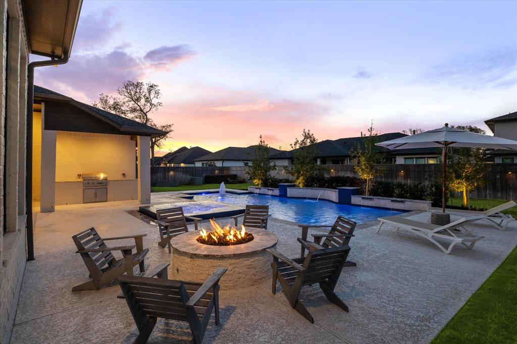 10135 Regatta Shore Drive, Missouri City, Texas image 31