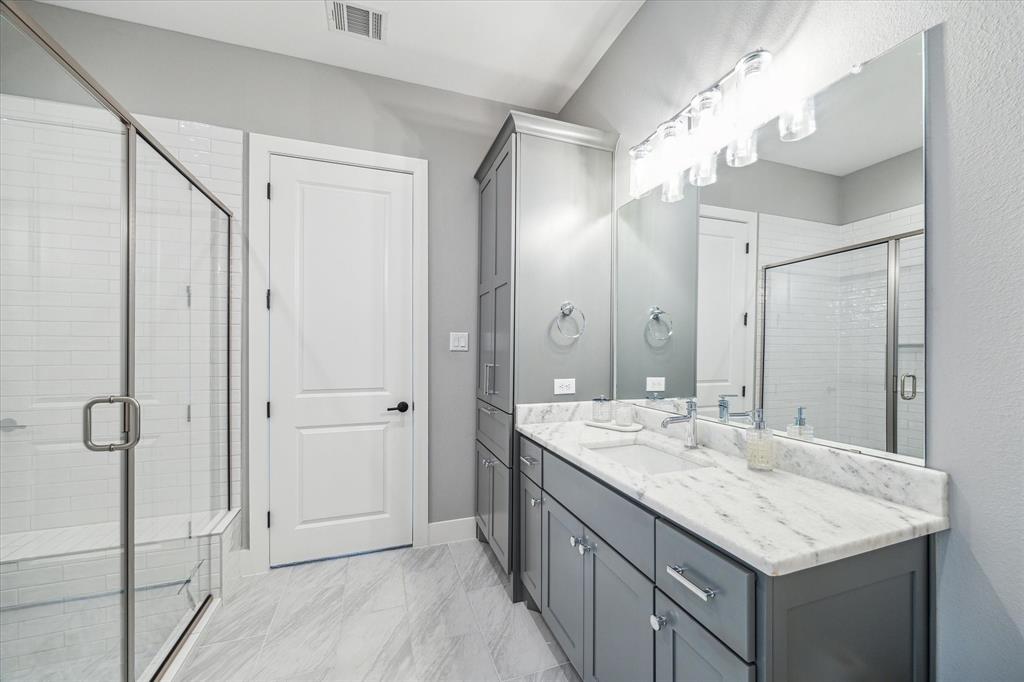 10135 Regatta Shore Drive, Missouri City, Texas image 22
