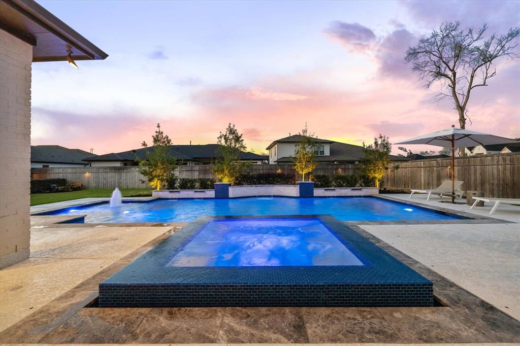 10135 Regatta Shore Drive, Missouri City, Texas image 32