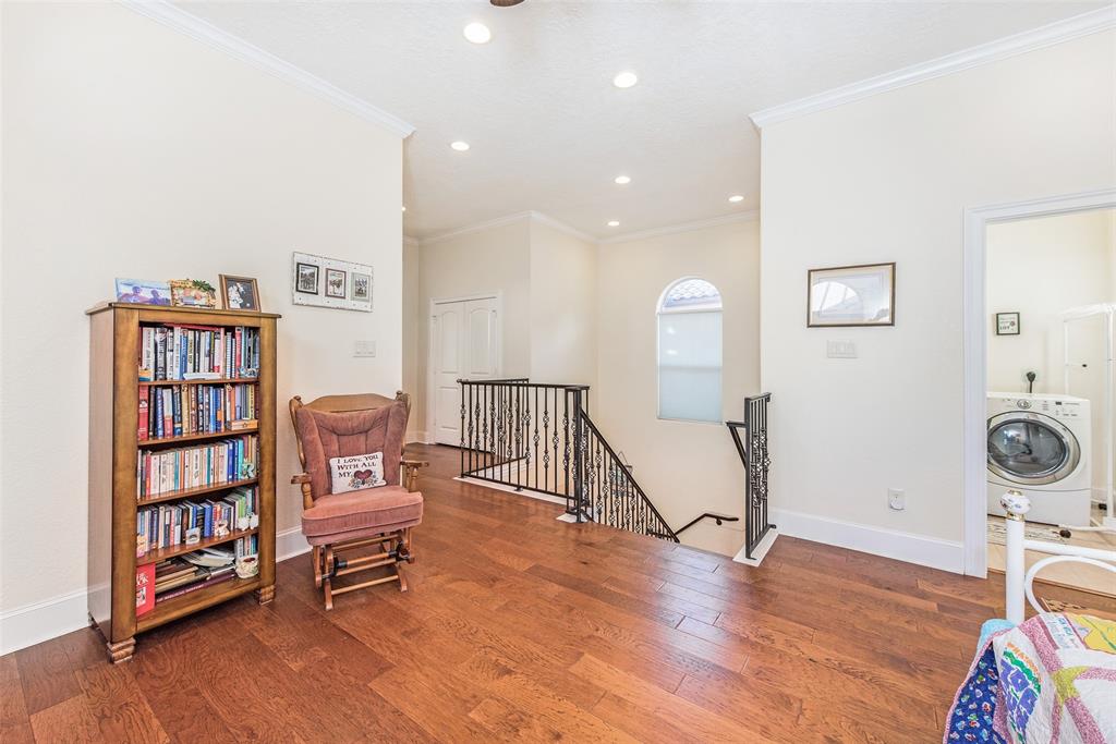 2662 E Bayshore Drive, Dickinson, Texas image 24