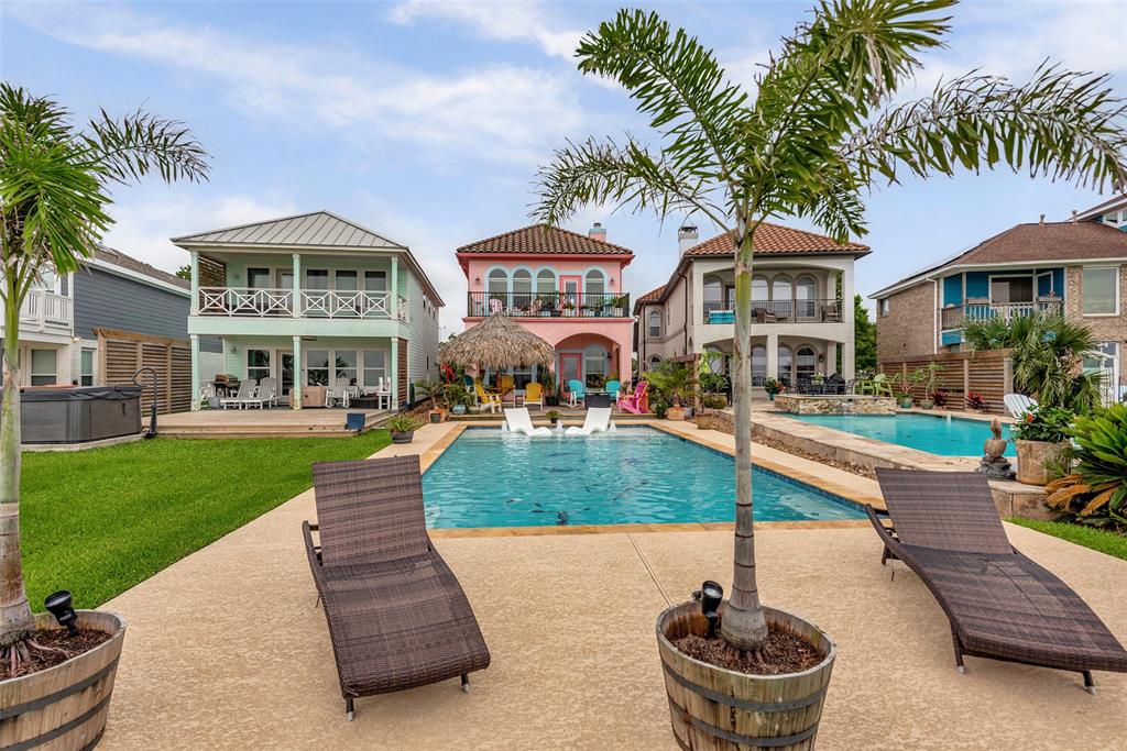 2662 E Bayshore Drive, Dickinson, Texas image 48