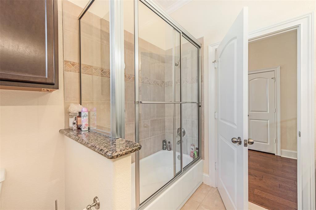 2662 E Bayshore Drive, Dickinson, Texas image 36