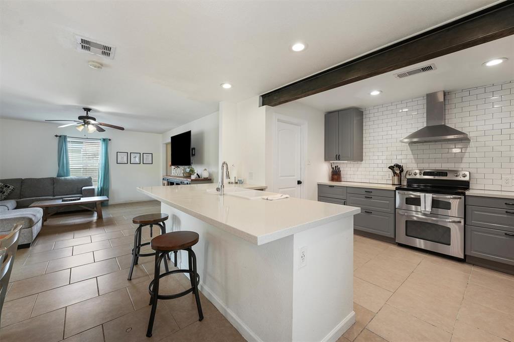 5710 Avenue T, Galveston, Texas image 8
