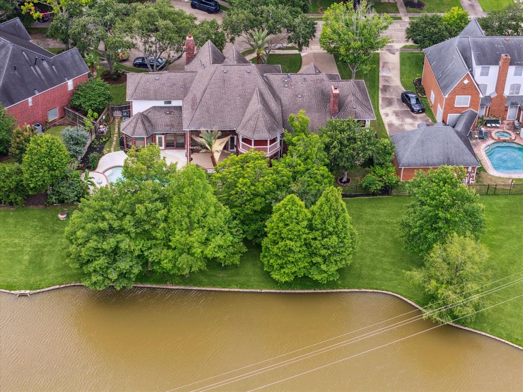 14 Tredington Street, Sugar Land, Texas image 2