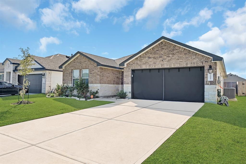 7522 Cattle Walker Court, Rosharon, Texas image 22