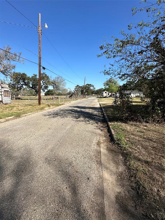 306 Jerry Street, Hallettsville, Texas image 7