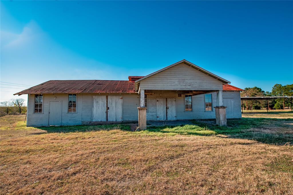 5606 S Us Highway 77, Warda, Texas image 30