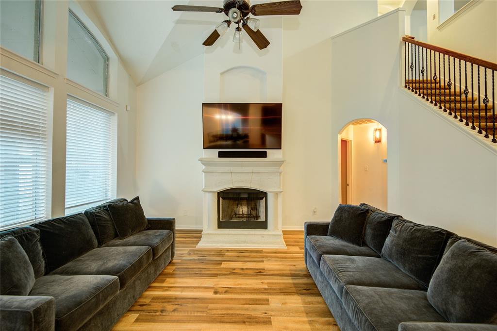14322 Stonebury Trail Lane, Houston, Texas image 2