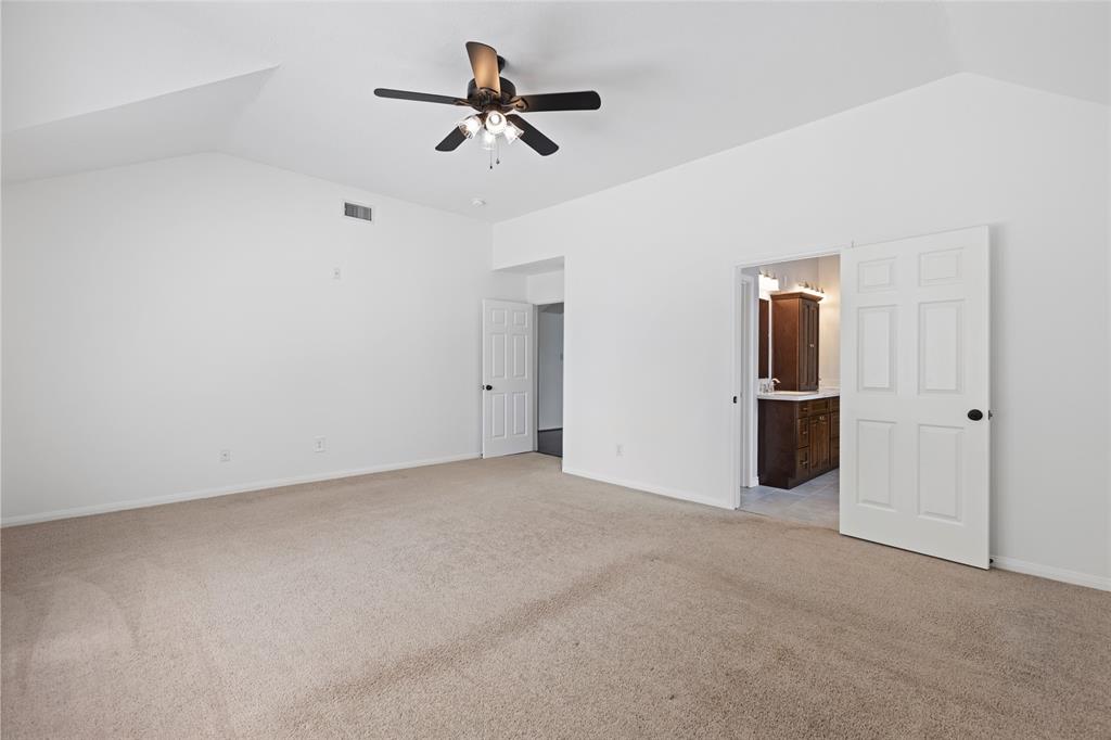 3901 Kimberly Drive, Pearland, Texas image 17