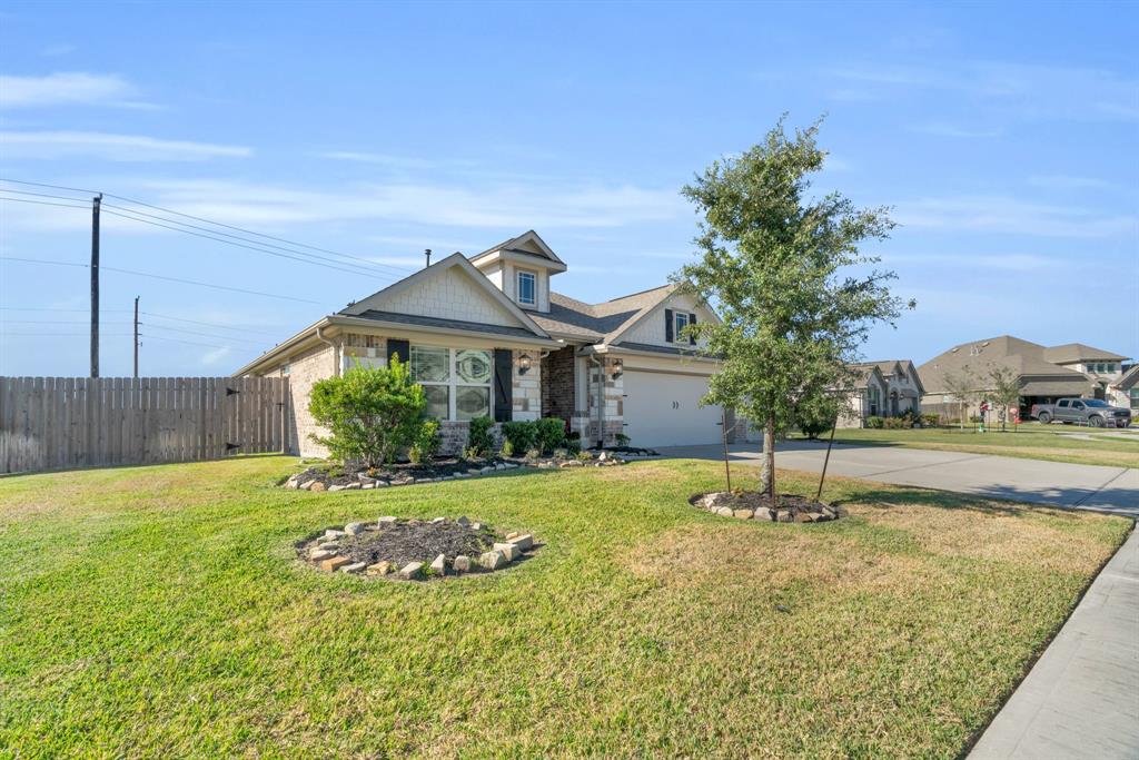 9215 Justin Way, Mont Belvieu, Texas image 32