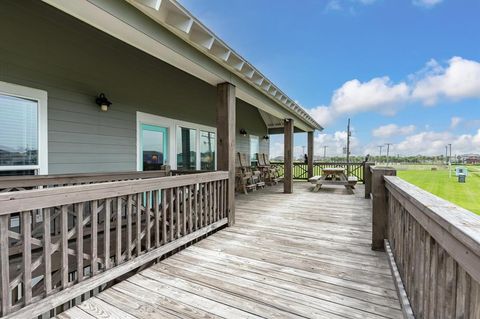 A home in Crystal Beach