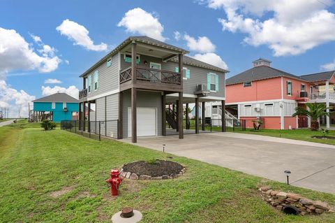 A home in Crystal Beach