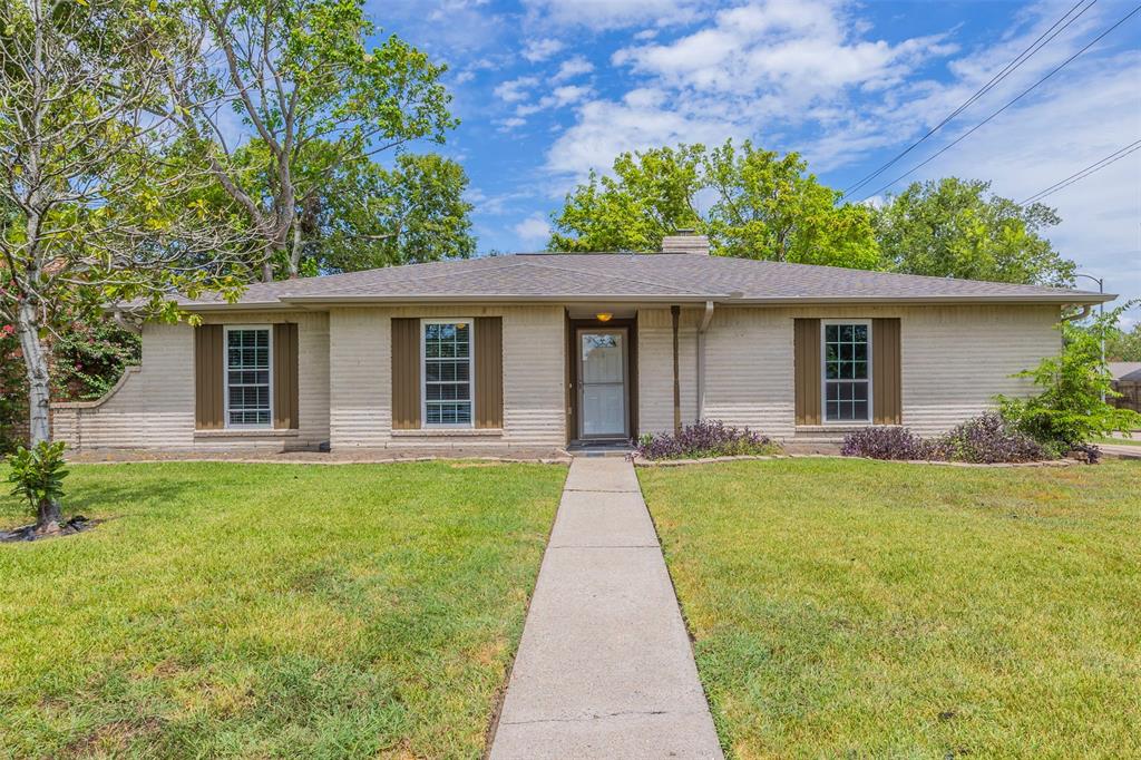View Friendswood, TX 77546 house