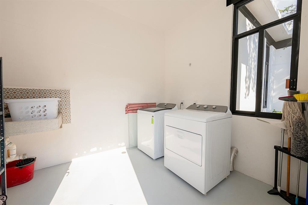 Tennessee 37700, Mexico, 3 Bedrooms Bedrooms, ,4 BathroomsBathrooms,Residential,Active,187013