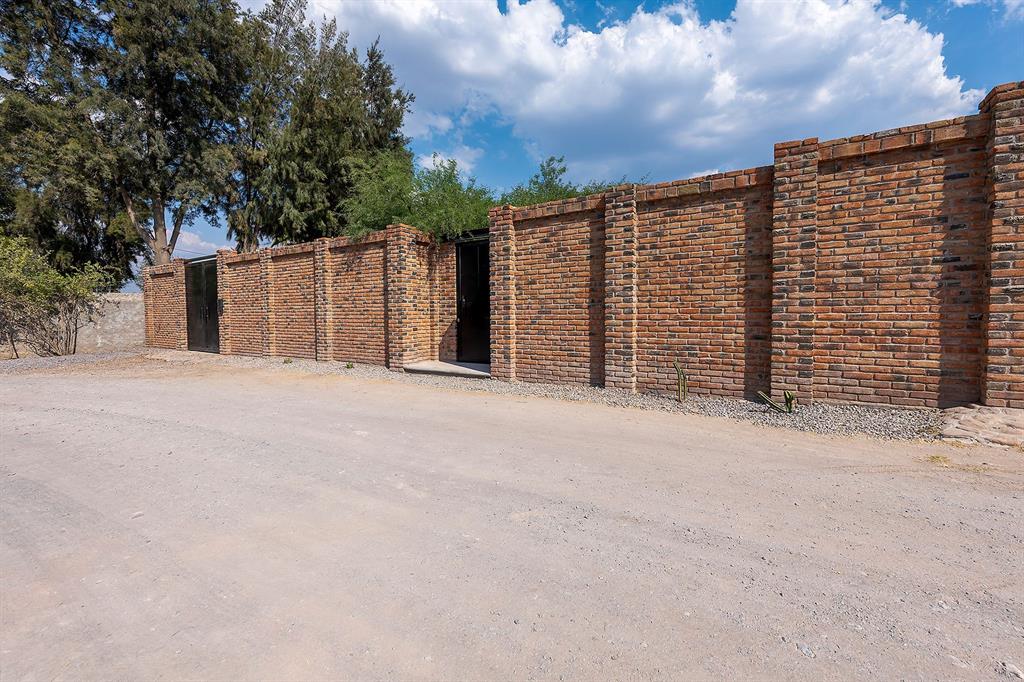 Tennessee 37700, Mexico, 3 Bedrooms Bedrooms, ,4 BathroomsBathrooms,Residential,Active,187013