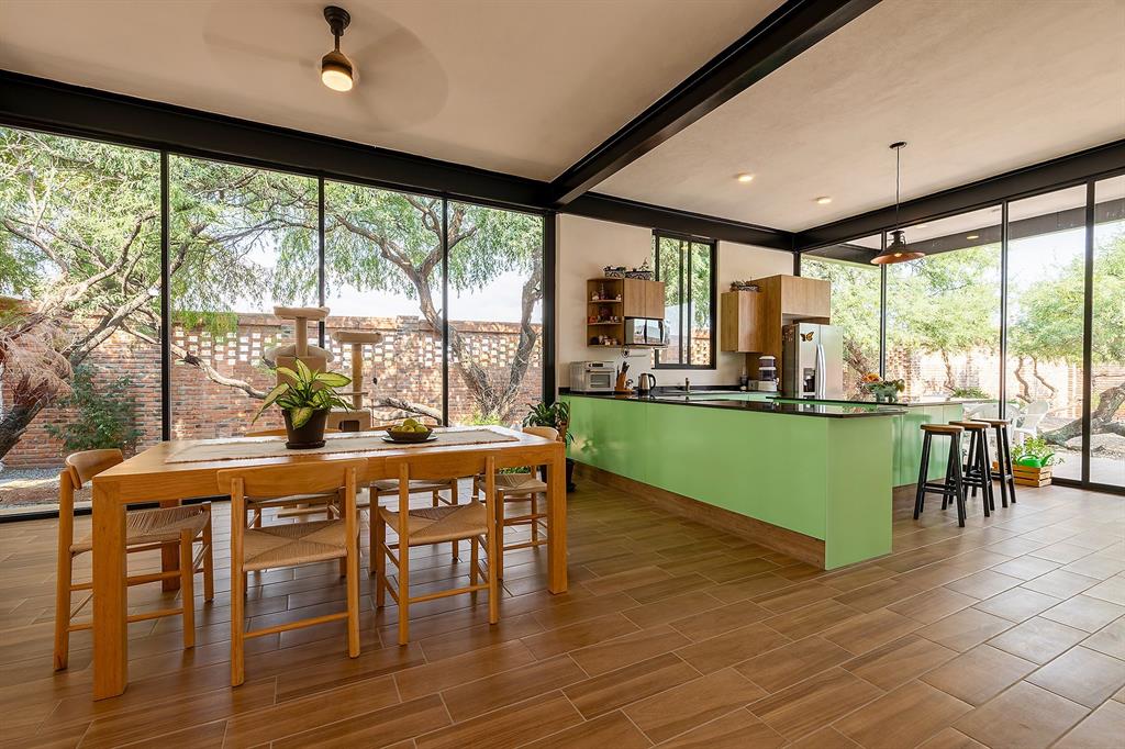 Tennessee 37700, Mexico, 3 Bedrooms Bedrooms, ,4 BathroomsBathrooms,Residential,Active,187013