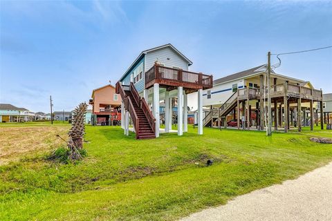 A home in Crystal Beach