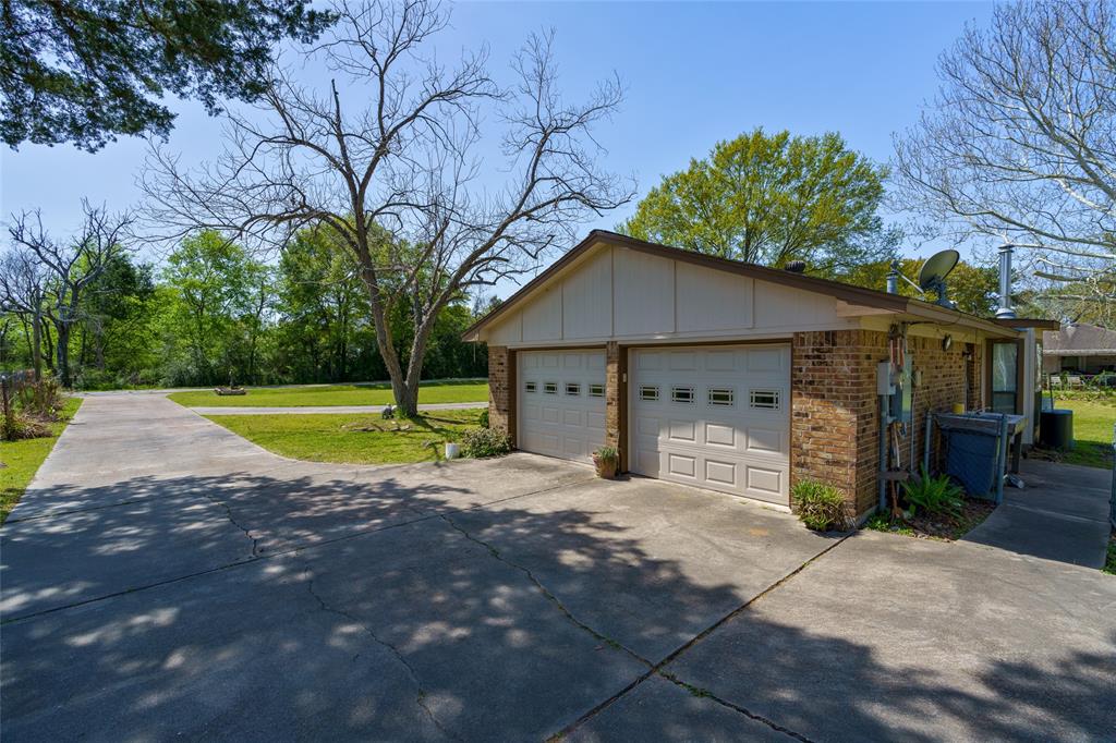 15702 Mccearley Drive, Cypress, Texas image 26