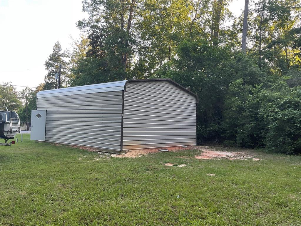 525 Sherwood Forest Drive, Woodville, Texas image 15