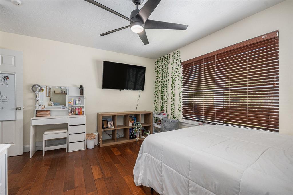 119 Bounty Drive, League City, Texas image 26