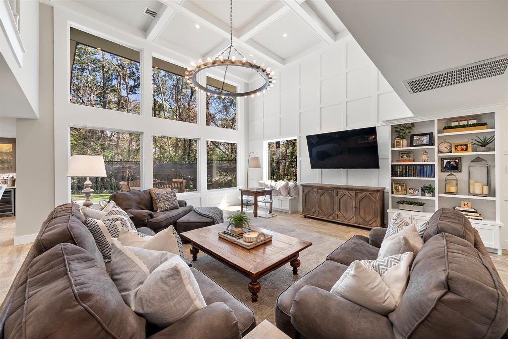 8912 Chatsworth Drive, Houston, Texas image 6