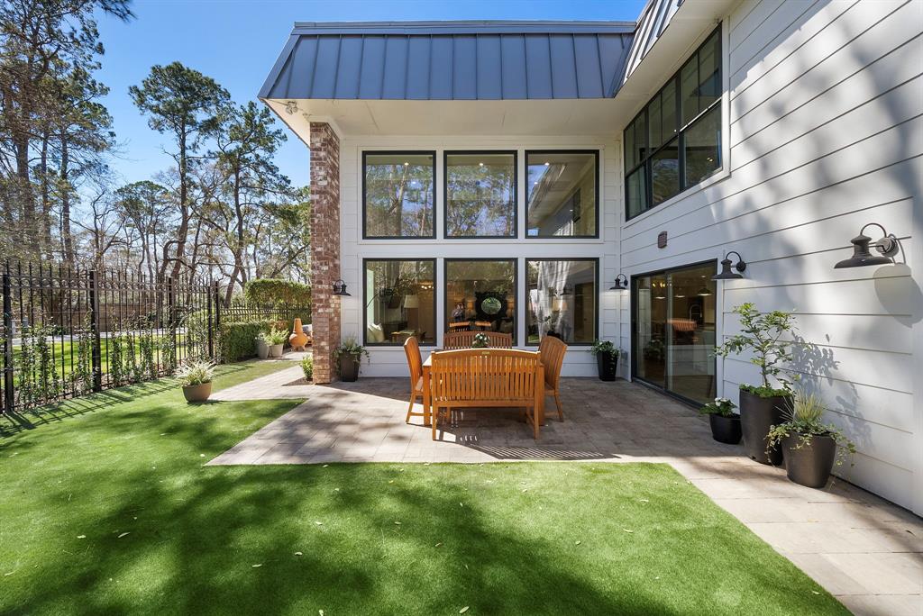 8912 Chatsworth Drive, Houston, Texas image 42