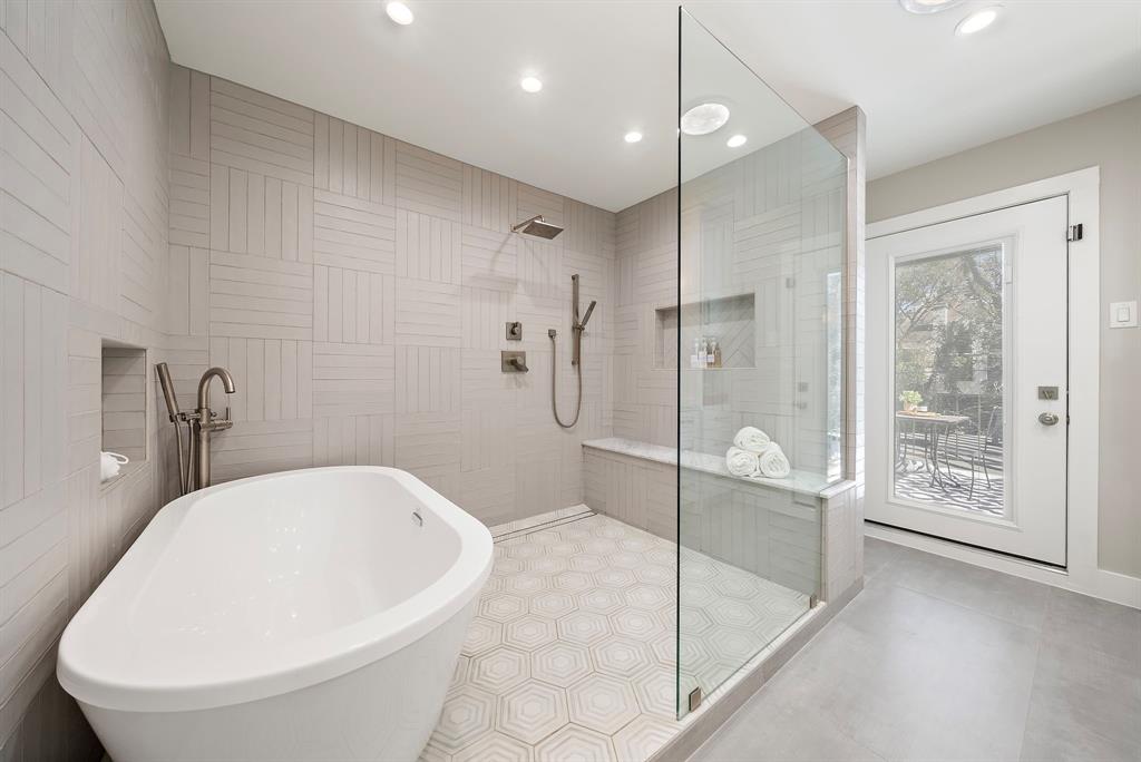 8912 Chatsworth Drive, Houston, Texas image 34