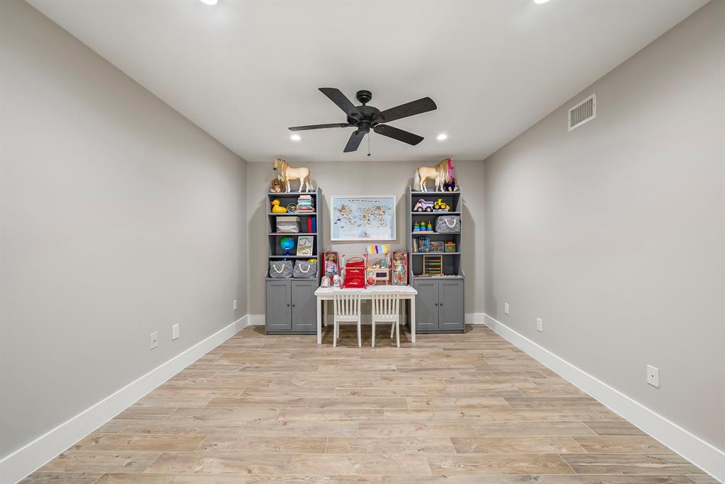 8912 Chatsworth Drive, Houston, Texas image 29