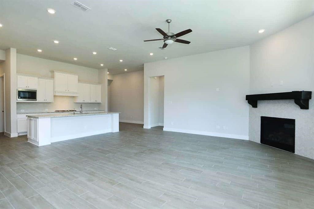7075 North Lake Clopton Dr, Montgomery, Texas image 7