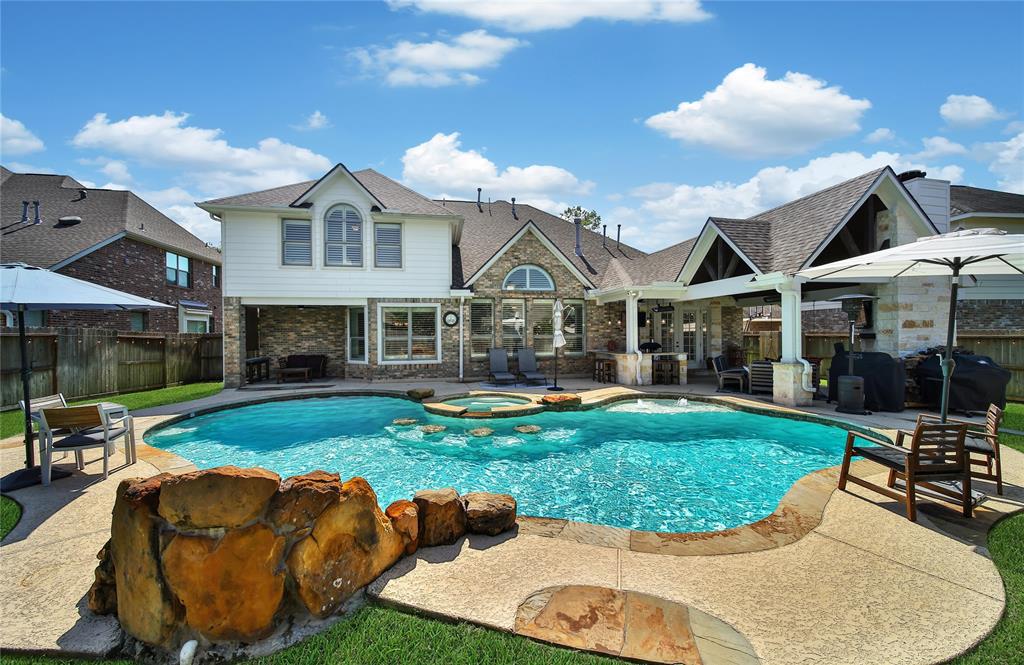 property-search 3 2103 Chelsea Creek Lane