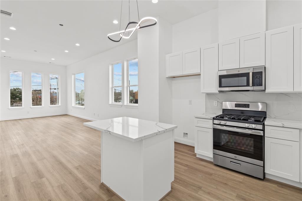6350 Culberson Street, Houston, Texas image 20