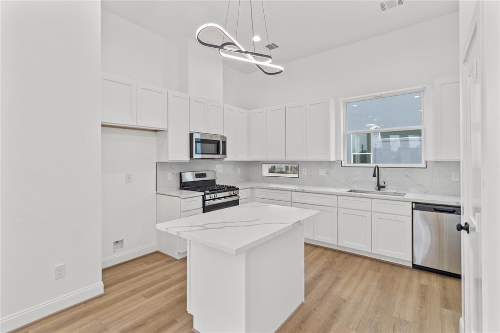 6350 Culberson Street, Houston, Texas image 19