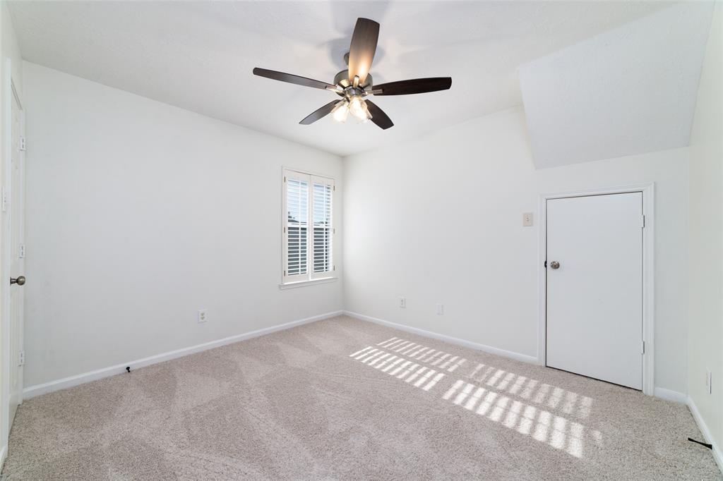 5023 Bellmead Drive, Missouri City, Texas image 30