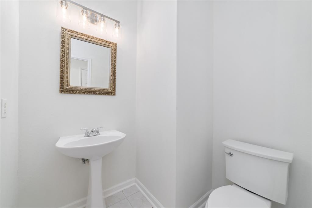 5023 Bellmead Drive, Missouri City, Texas image 31
