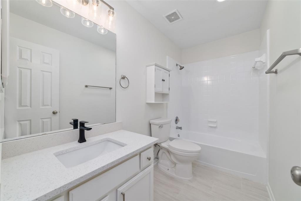 5023 Bellmead Drive, Missouri City, Texas image 29