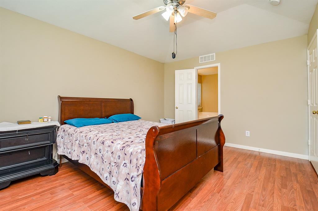 7811 Holly Berry Court, Cypress, Texas image 25