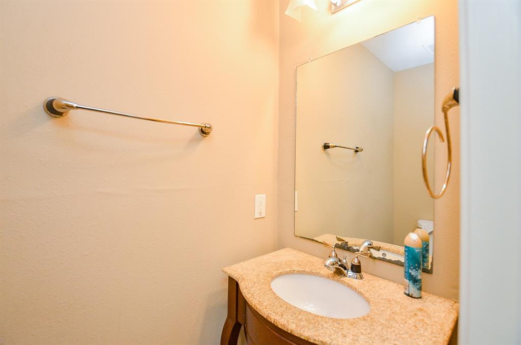 7811 Holly Berry Court, Cypress, Texas image 13
