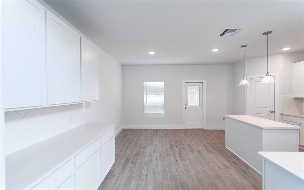 2327 Ridgewood Drive, West Columbia, Texas image 8