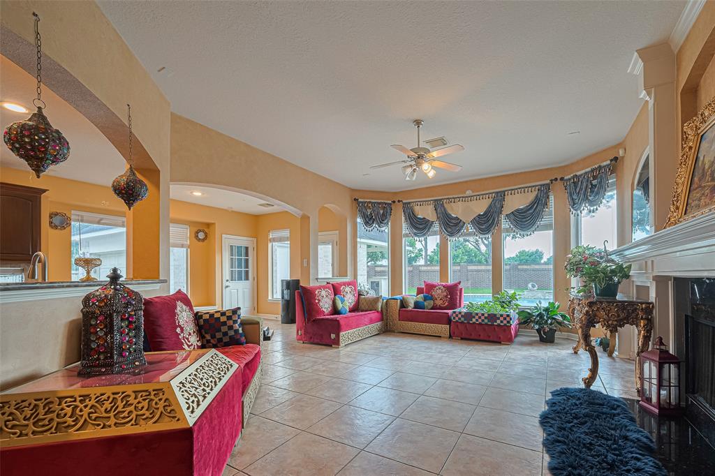 7207 Alder Springs Court, Katy, Texas image 15
