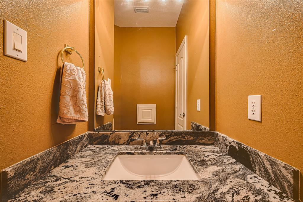 7207 Alder Springs Court, Katy, Texas image 27